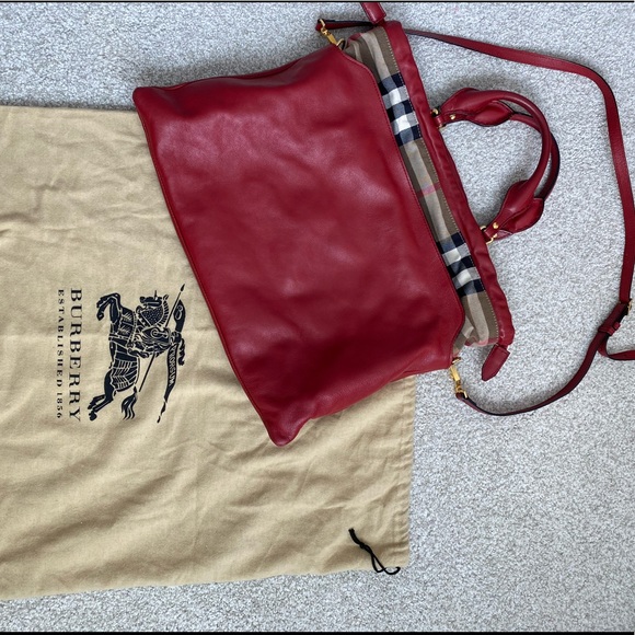 AUTHENTIC BURBERRY CROSSBODY BAG - Picture 11 of 16